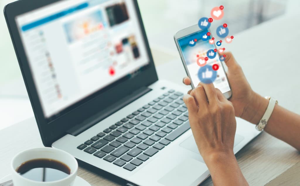 Social media engagement on mobile device
